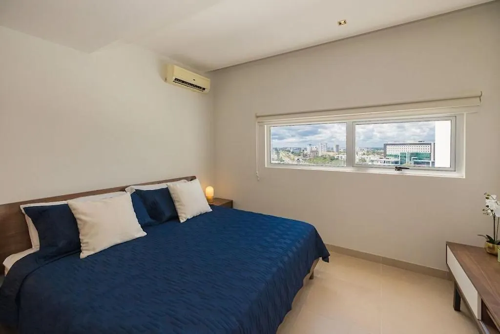 *New* Ocean & Lagoon View Apartment Next To Plaza Las Americas! Cancún