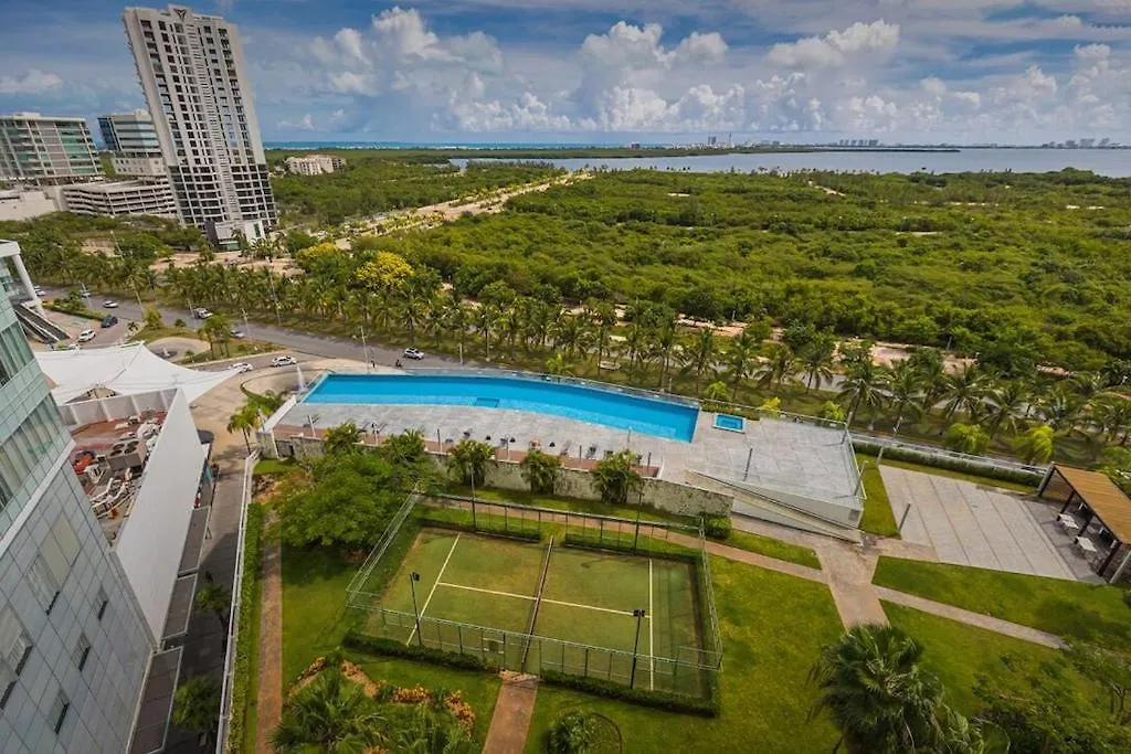 *New* Ocean & Lagoon View Apartment Next To Plaza Las Americas! Cancun Mexico