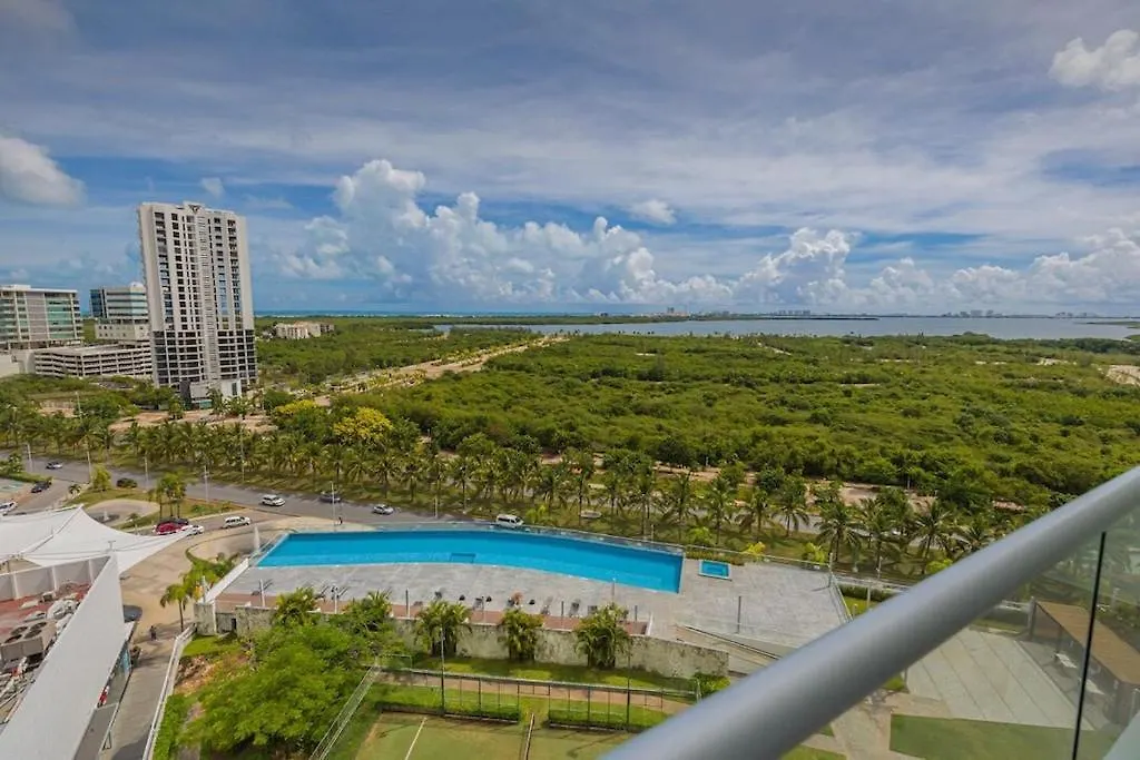 *New* Ocean & Lagoon View Apartment Next To Plaza Las Americas! Cancun