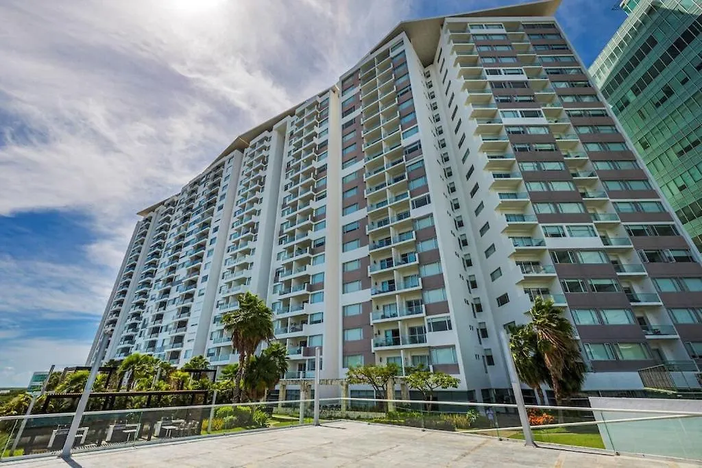 *New* Ocean & Lagoon View Apartment Next To Plaza Las Americas! Cancun